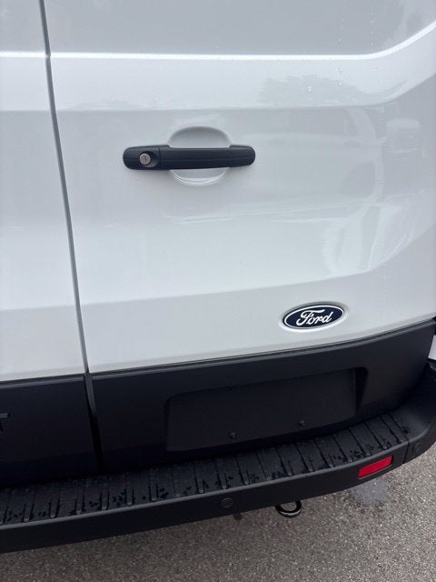 2027 Ford Transit-250 Base