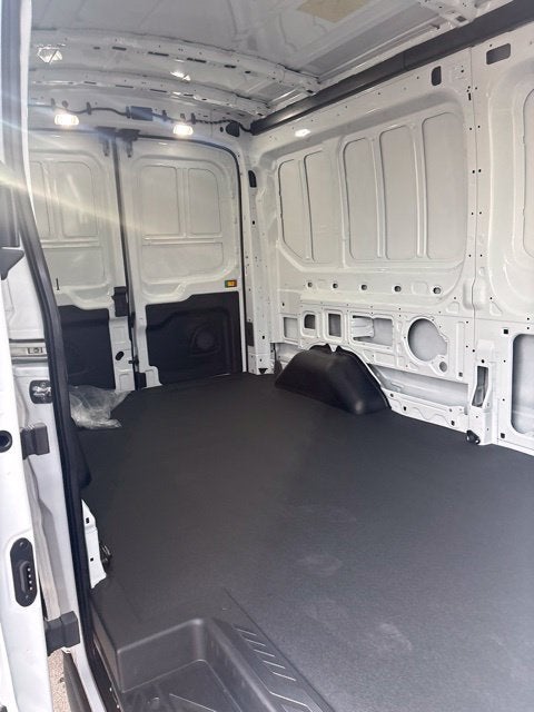 2027 Ford Transit-250 Base