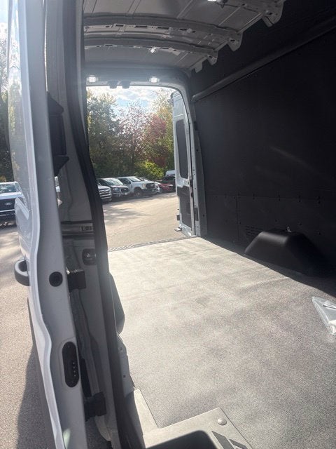 2027 Ford Transit-350 Base