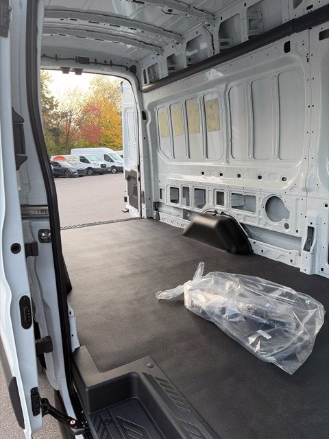 2027 Ford Transit-350 Base