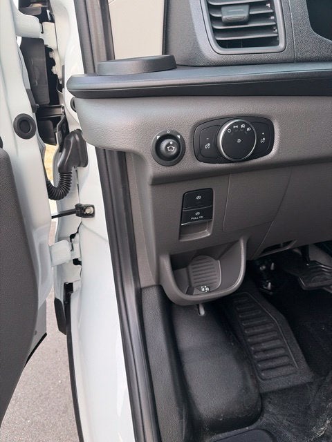 2027 Ford Transit-350 Base