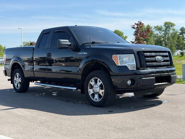2010 Ford F-150 STX SuperCab 145-in Styleside's photo