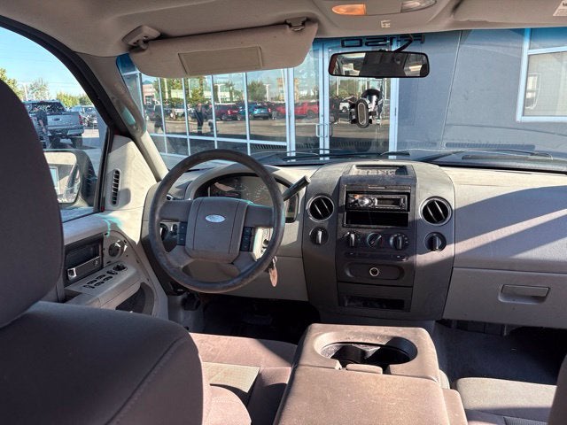2004 Ford F-150 XL