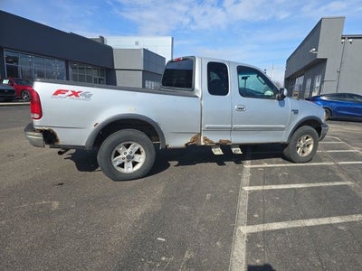 2003 Ford F-150 XLT