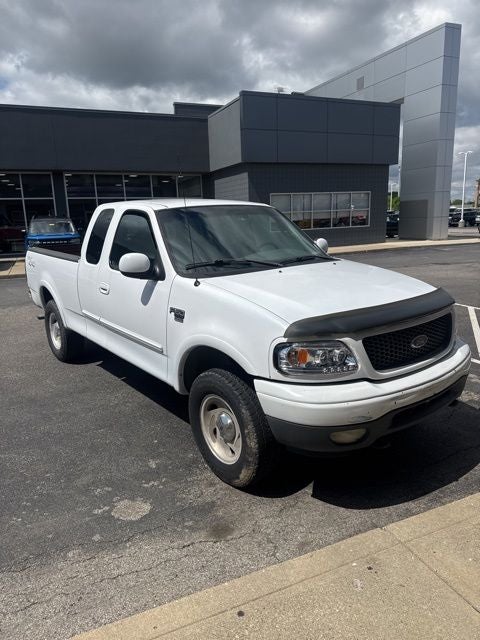 2001 Ford F-150 XLT