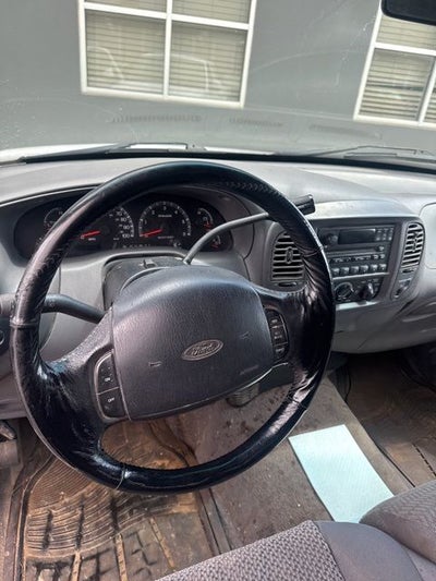2001 Ford F-150 XLT