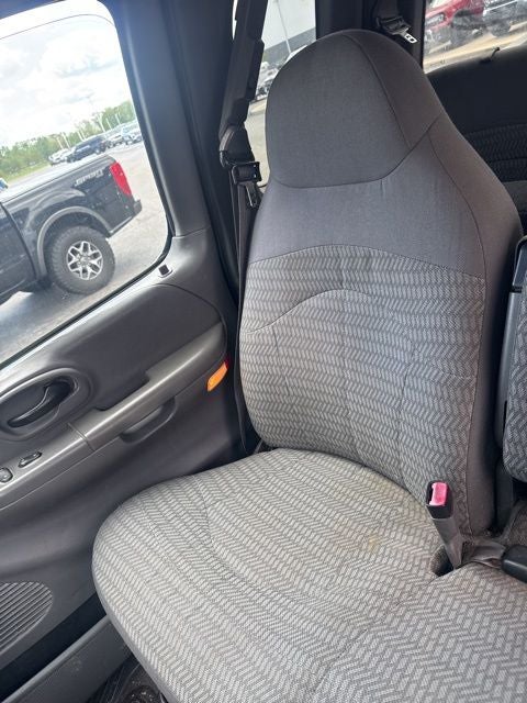 2001 Ford F-150 XLT