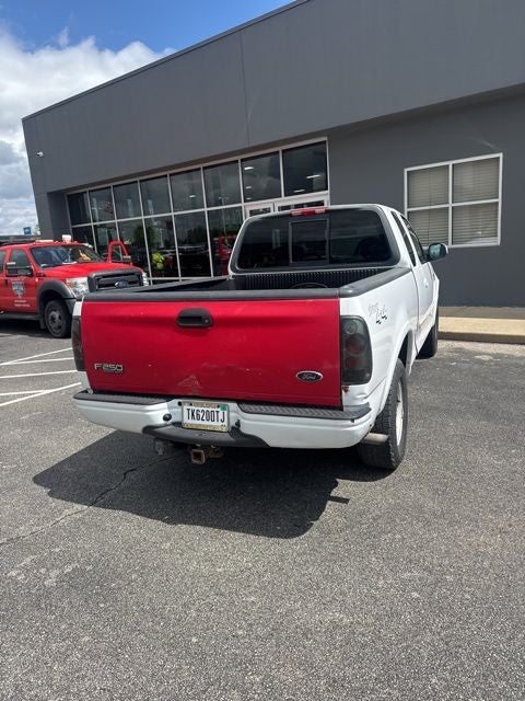 2001 Ford F-150 XLT