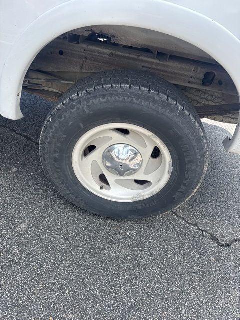 2001 Ford F-150 XLT