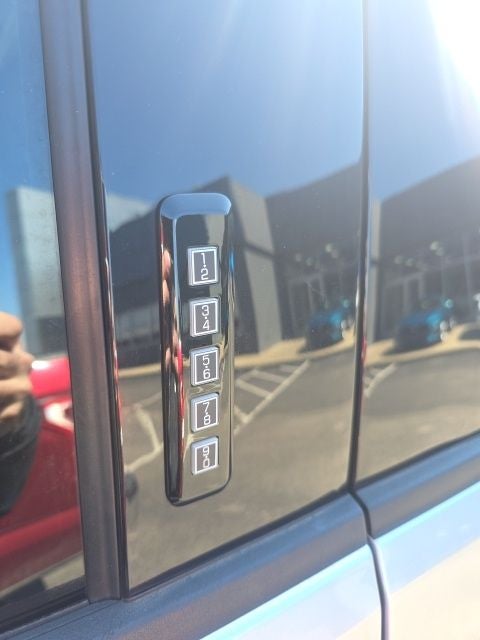 2023 Ford F-150 Lightning XLT