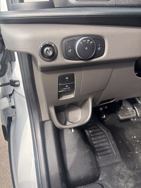 2027 Ford Transit-150 Base