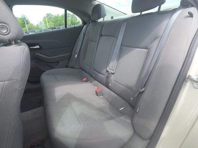 2015 Chevrolet Malibu LS 1FL
