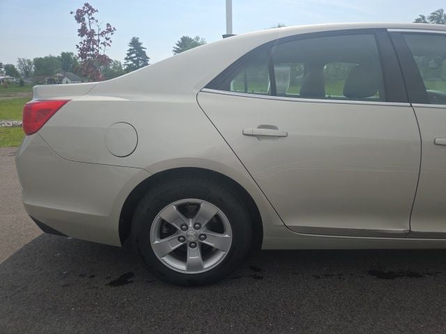 2015 Chevrolet Malibu LS 1FL