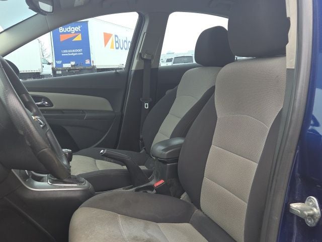 2013 Chevrolet Cruze LS