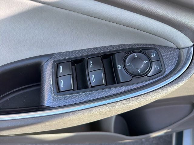 2017 Chevrolet Malibu LT 1LT