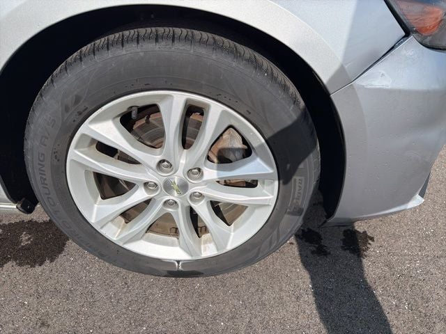 2017 Chevrolet Malibu LT 1LT