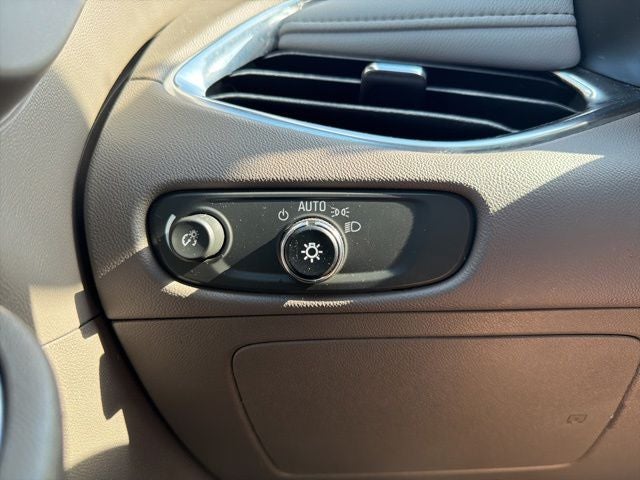 2017 Chevrolet Malibu LT 1LT