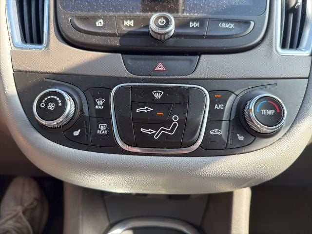 2017 Chevrolet Malibu LT 1LT