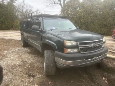 2005 Chevrolet Silverado 2500HD LS