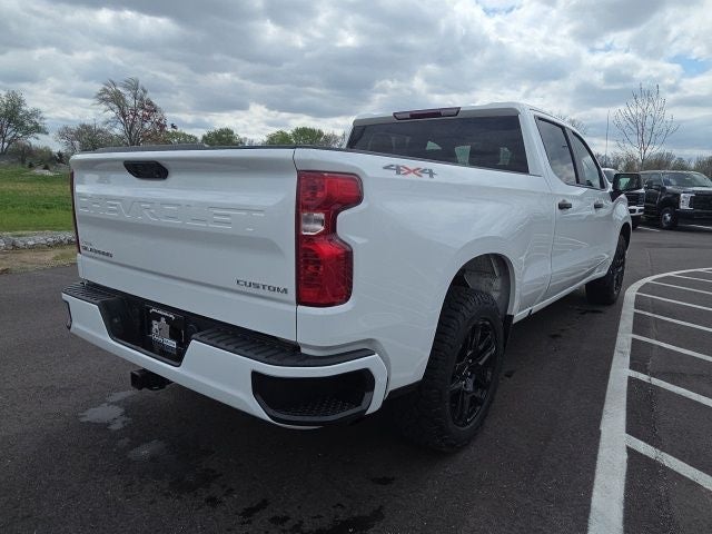 2022 Chevrolet Silverado 1500 Custom