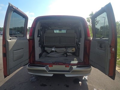 2002 GMC Savana G1500 135 WB
