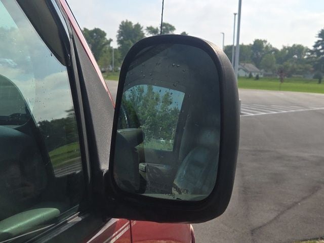 2002 GMC Savana G1500 135 WB