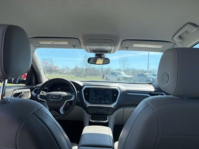 2023 GMC Acadia SLT