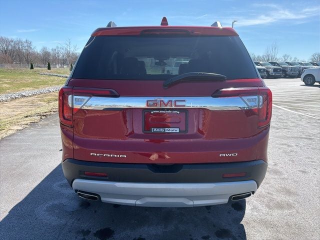 2023 GMC Acadia SLT