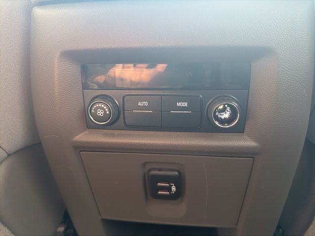 2019 Chevrolet Traverse LT Cloth w/1LT