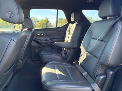 2022 Chevrolet Traverse LT Leather