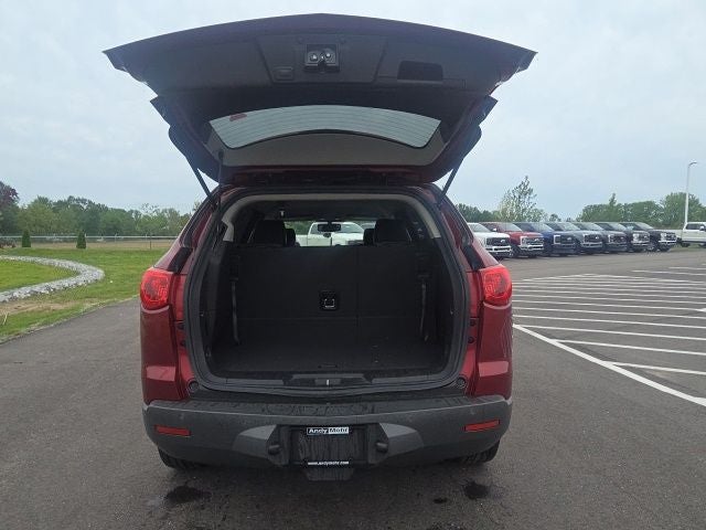 2011 Chevrolet Traverse 2LT 2LT
