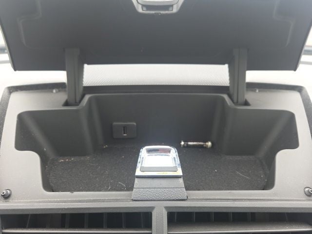 2011 Chevrolet Traverse 2LT 2LT