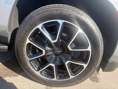 2023 Chevrolet Suburban RST