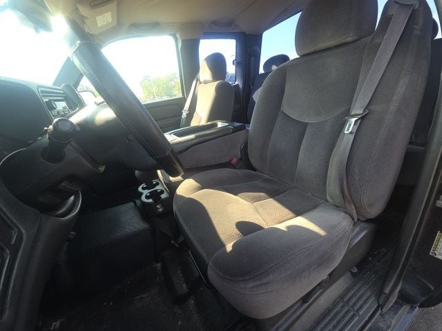 2005 GMC Sierra 1500 Work Truck
