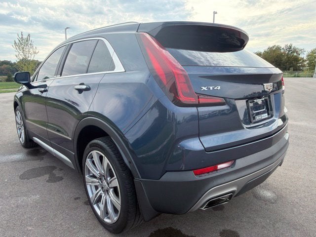 2020 Cadillac XT4 Premium Luxury