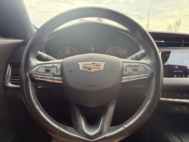 2020 Cadillac XT4 Premium Luxury