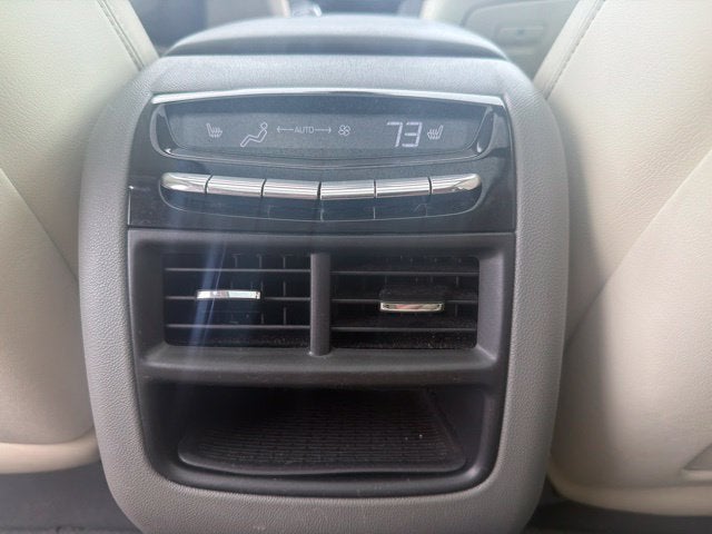 2018 Cadillac XT5 Premium Luxury