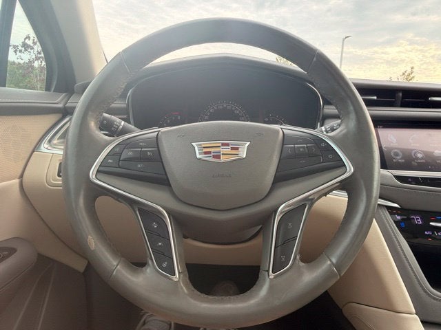 2018 Cadillac XT5 Premium Luxury