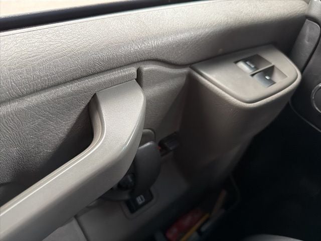 2017 Chevrolet Express 3500 Work Van Cutaway