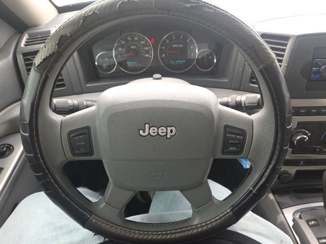 2007 Jeep Grand Cherokee Laredo