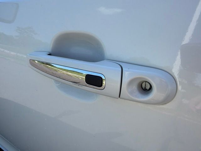 2013 Lincoln MKS Base