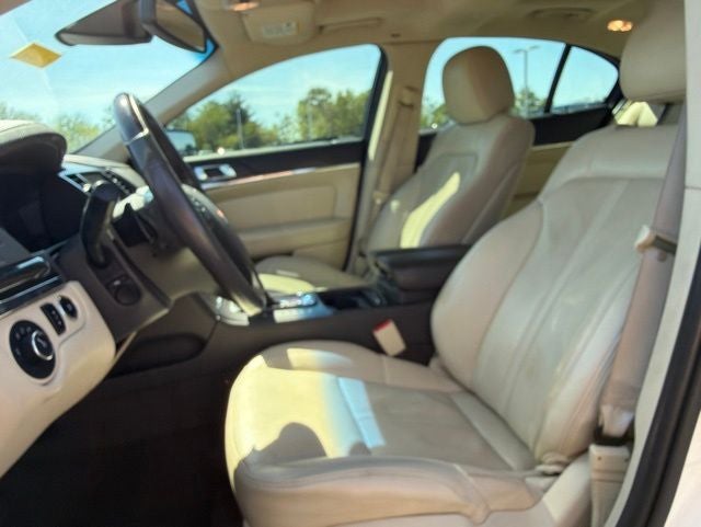 2013 Lincoln MKS Base