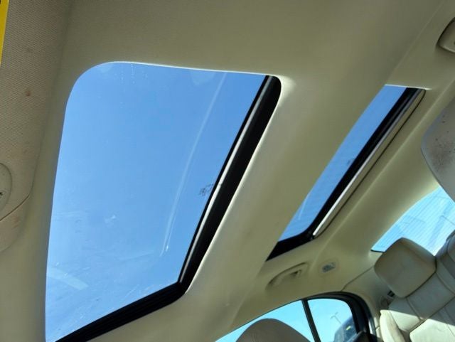 2013 Lincoln MKS Base