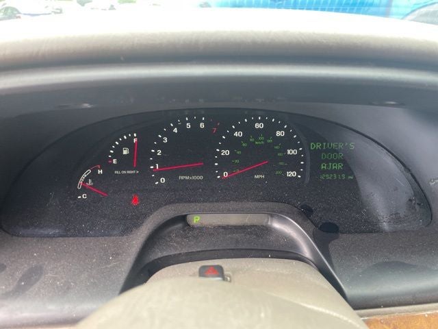 2002 Lincoln Continental Base