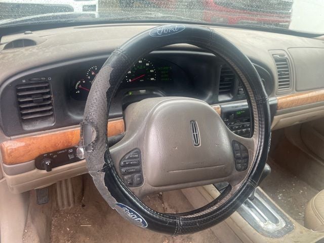2002 Lincoln Continental Base