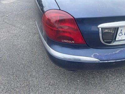 2002 Lincoln Continental Base