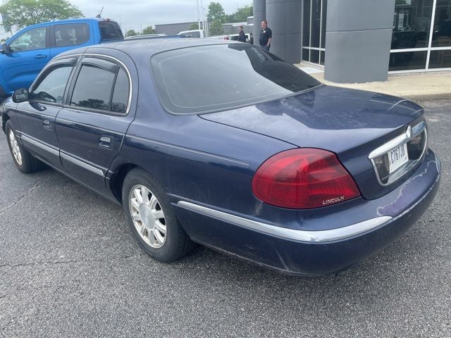 2002 Lincoln Continental Base