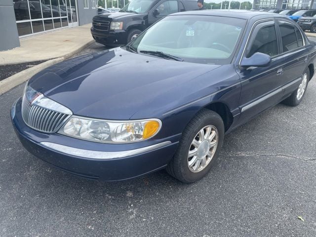 2002 Lincoln Continental Base