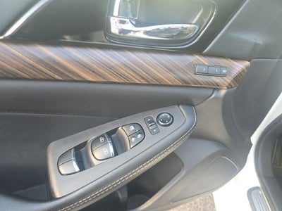 2016 Nissan Maxima Platinum