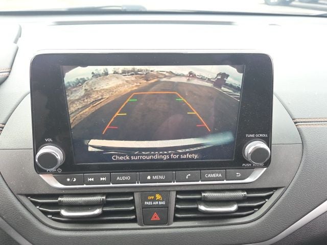 2022 Nissan Altima 2.5 SR